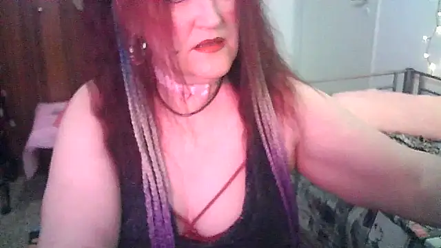 SabrinaXlovess online show from May 8, 2026, 4:11 pm