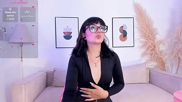 Sweet Namii online show from October 9, 2025, 8:20 pm