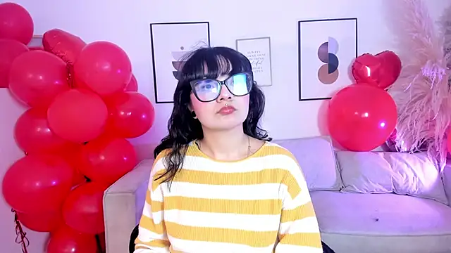 Sweet Namii online show from February 19, 2026, 8:39 pm