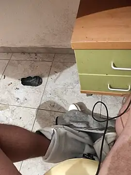 skrigul12 online show from March 23, 2025, 6:58 am