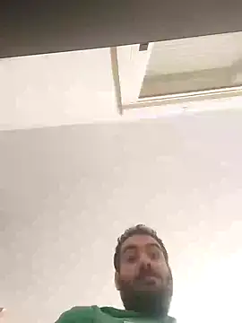 skrigul12 online show from February 7, 2025, 9:26 pm