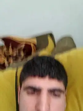 Snapshot of cebrail211 chatting on May 23, 2026, 11:42 am cebrail211 online show from May 23, 2026, 11:42 am