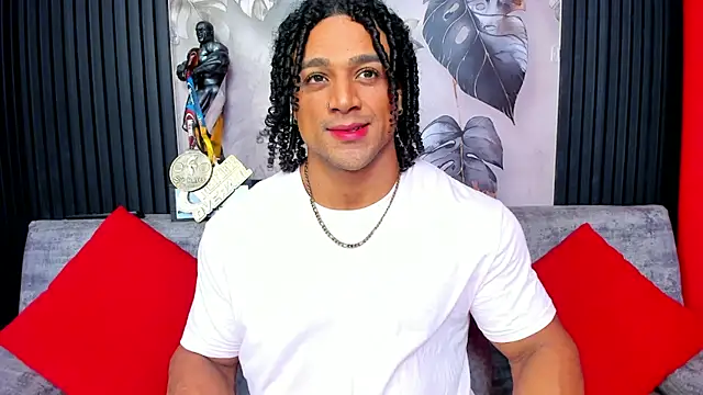 MikeEstevess online show from October 10, 2025, 7:20 am