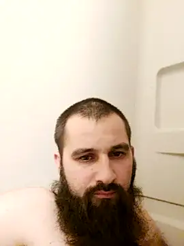 Snapshot of hungandnerdy420 chatting on December 14, 2025, 9:04 am hungandnerdy420 online show from December 14, 2025, 9:04 am