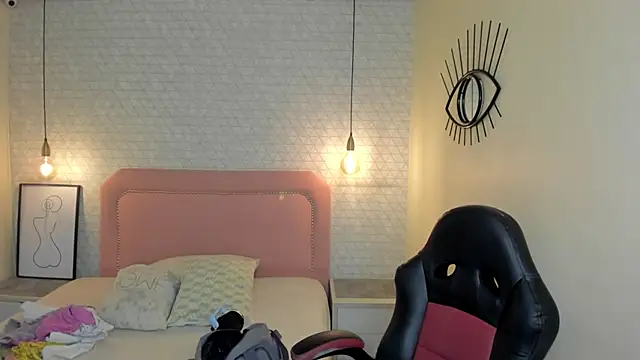 Kittytimberlake online show from February 23, 2026, 12:50 pm