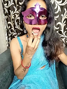 REVA DARLING online show from April 10, 2026, 7:15 am