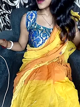 REVA DARLING online show from June 7, 2026, 12:43 pm