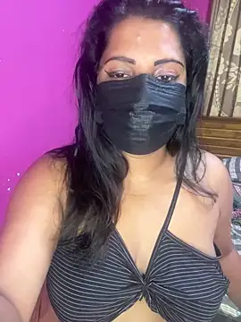 NOORA-GIRL online show from October 16, 2025, 11:24 pm