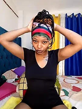 Licia harvin online show from November 14, 2025, 5:11 am