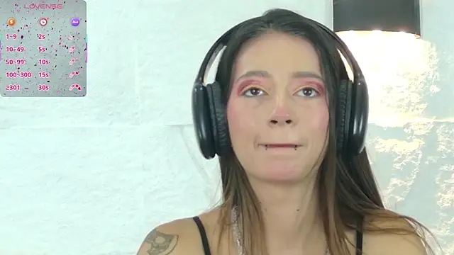 zorravioletta1 online show from September 26, 2025, 12:45 pm