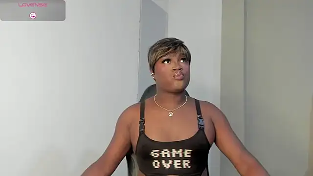 SofiaBrouw online show from January 17, 2026, 2:04 am