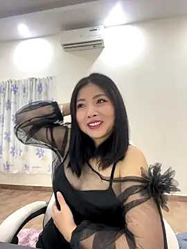 MiMi 0293 online show from November 28, 2025, 1:33 pm