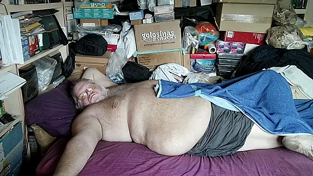 hadeszeuss2 online show from November 15, 2025, 2:21 pm