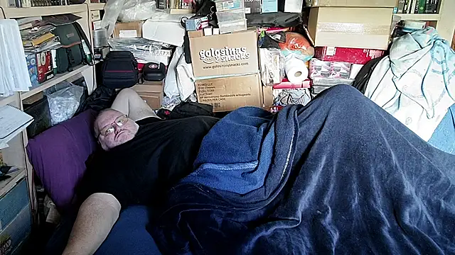 hadeszeuss2 online show from February 21, 2026, 3:03 pm