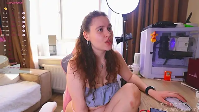 Snapshot of My_Emmy chatting on February 28, 2026, 9:20 am My Emmy online show from February 28, 2026, 9:20 am