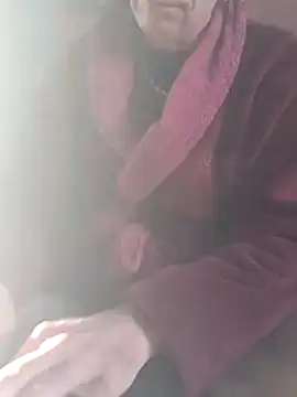 Snapshot of heitzer1072 chatting on March 23, 2026, 6:13 am heitzer1072 online show from March 23, 2026, 6:13 am