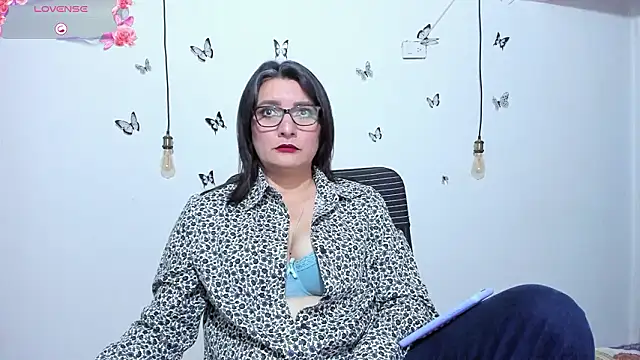 Amie Adams82  online show from March 30, 2026, 2:40 pm