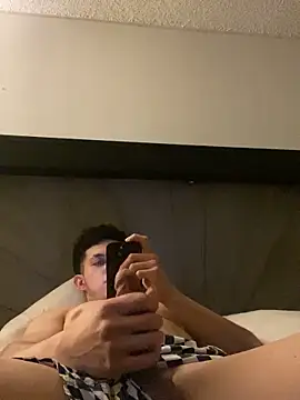 Esauhot online show from March 5, 2025, 4:56 am