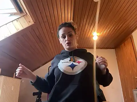 Snapshot of JeSuisUnTapin chatting on September 13, 2025, 4:18 pm JeSuisUnTapin online show from September 13, 2025, 4:18 pm