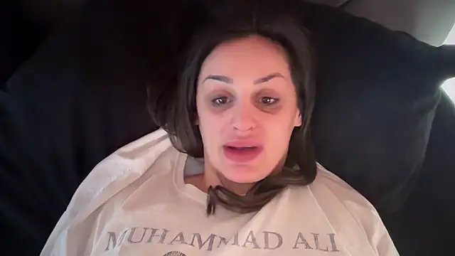 Snapshot of JeSuisUnTapin chatting on March 8, 2025, 12:52 pm JeSuisUnTapin online show from March 8, 2025, 12:52 pm