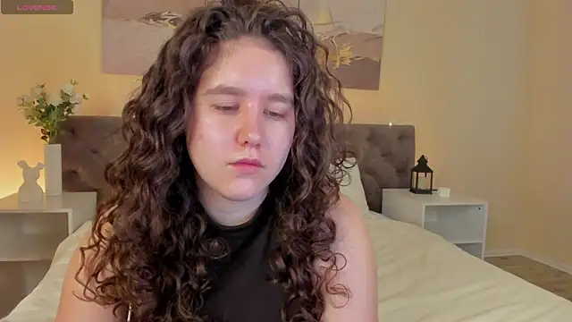 Ariella Sol online show from June 20, 2026, 1:10 am