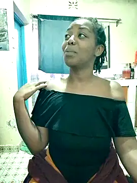 pretty-eyes23 online show from September 28, 2025, 5:03 am