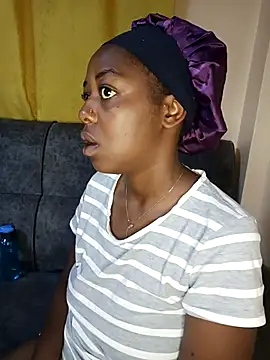 pretty-eyes23 online show from February 15, 2025, 11:03 pm