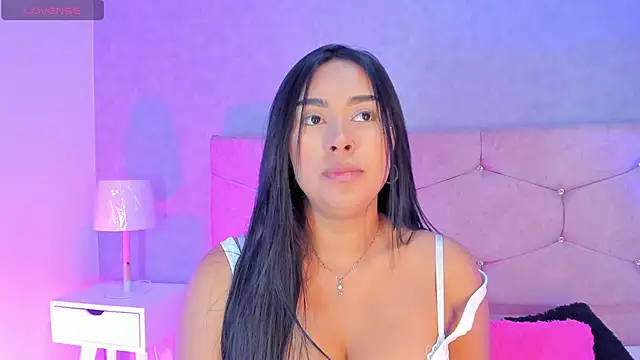 Cameliaa Smiith online show from September 12, 2025, 4:01 am