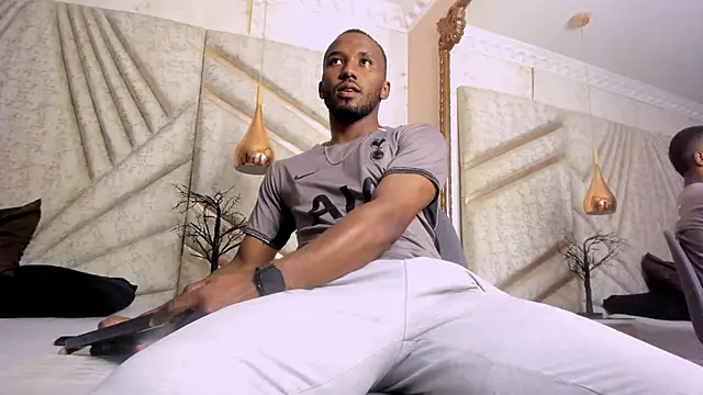 JamesParck online show from March 4, 2026, 11:01 pm