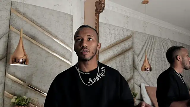 JamesParck online show from March 21, 2025, 12:17 pm