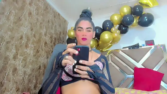 hannabigdirty online show from December 3, 2025, 4:57 am