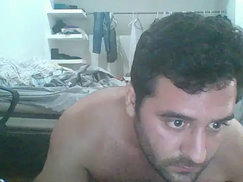 MrPatrick777 online show from September 21, 2025, 2:49 am