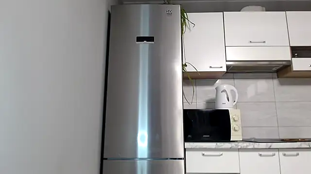 SierraSky  online show from September 28, 2025, 5:09 pm