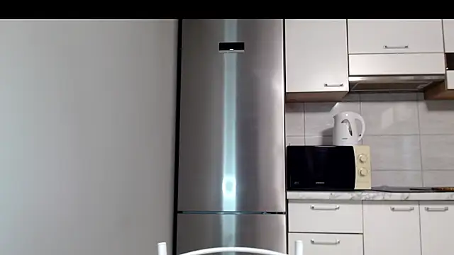 Snapshot of SierraSky_ chatting on June 12, 2026, 5:21 pm SierraSky online show from June 12, 2026, 5:21 pm
