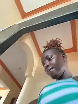 Snapshot of supa_queen254 chatting on April 5, 2026, 9:38 am supa queen254 online show from April 5, 2026, 9:38 am