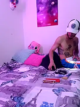 Leslly  online show from March 22, 2025, 6:47 pm