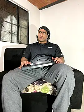 willian m777 online show from October 7, 2025, 4:13 am