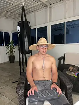 owengray2n online show from February 8, 2025, 1:54 am