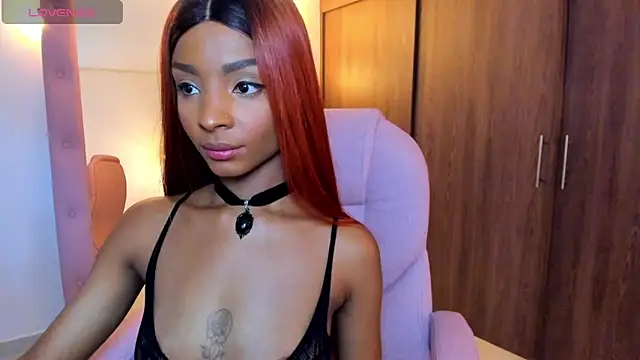 alikahouston4 online show from May 13, 2026, 3:35 am