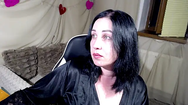 JillStevens online show from June 14, 2026, 7:59 pm