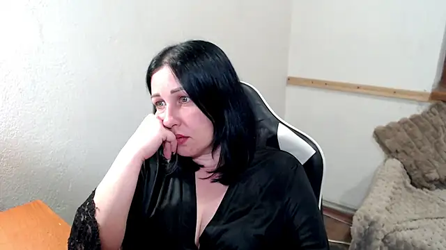 JillStevens online show from June 3, 2026, 8:02 pm