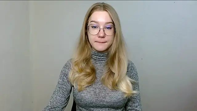 cindi hot online show from April 27, 2026, 2:37 pm
