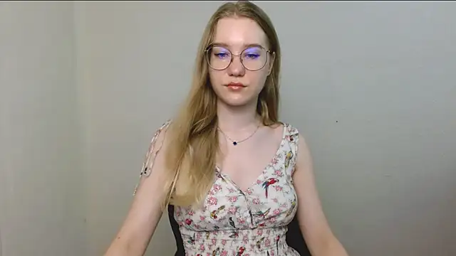 Snapshot of cindi_hot chatting on August 7, 2026, 9:37 am cindi hot online show from August 7, 2026, 9:37 am