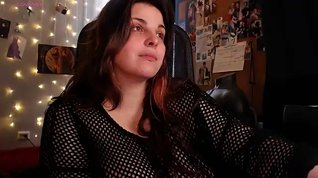 Saya sweet online show from October 9, 2025, 7:20 am