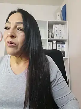 Gina Myers online show from June 9, 2026, 3:18 am