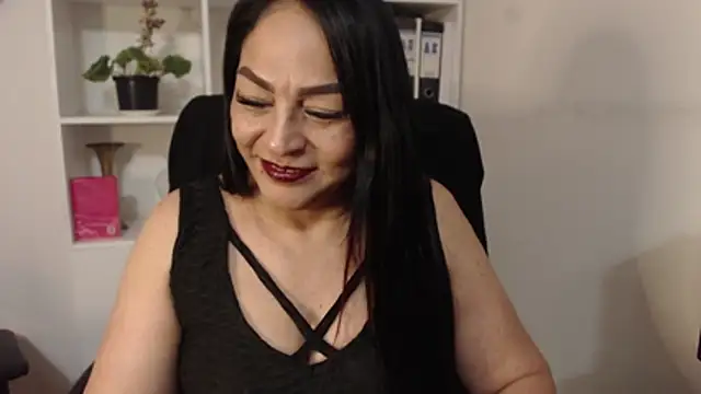 Gina Myers online show from June 19, 2026, 3:34 am