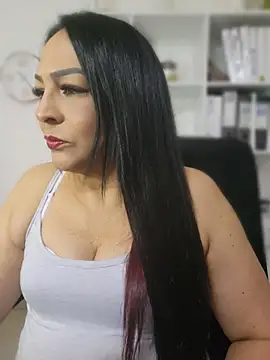 Gina Myers online show from July 28, 2026, 3:25 am