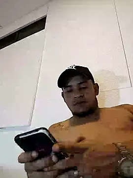 sexylatino22 online show from January 11, 2025, 3:13 am
