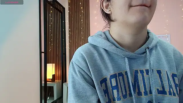 Snapshot of alina_martinelli chatting on March 17, 2026, 12:08 pm alina martinelli online show from March 17, 2026, 12:08 pm