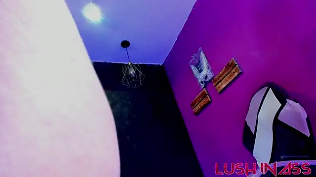 Alexa Slave online show from June 6, 2026, 8:47 pm